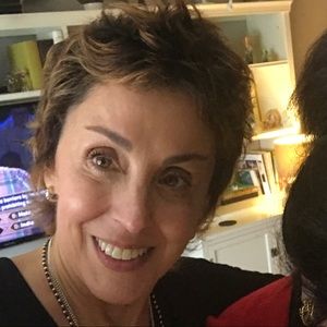 Meet your Posher, Andrea